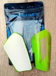 Захисні щитки SPORTS для футболу, розмір S, різні кольори, сучасний дизайн