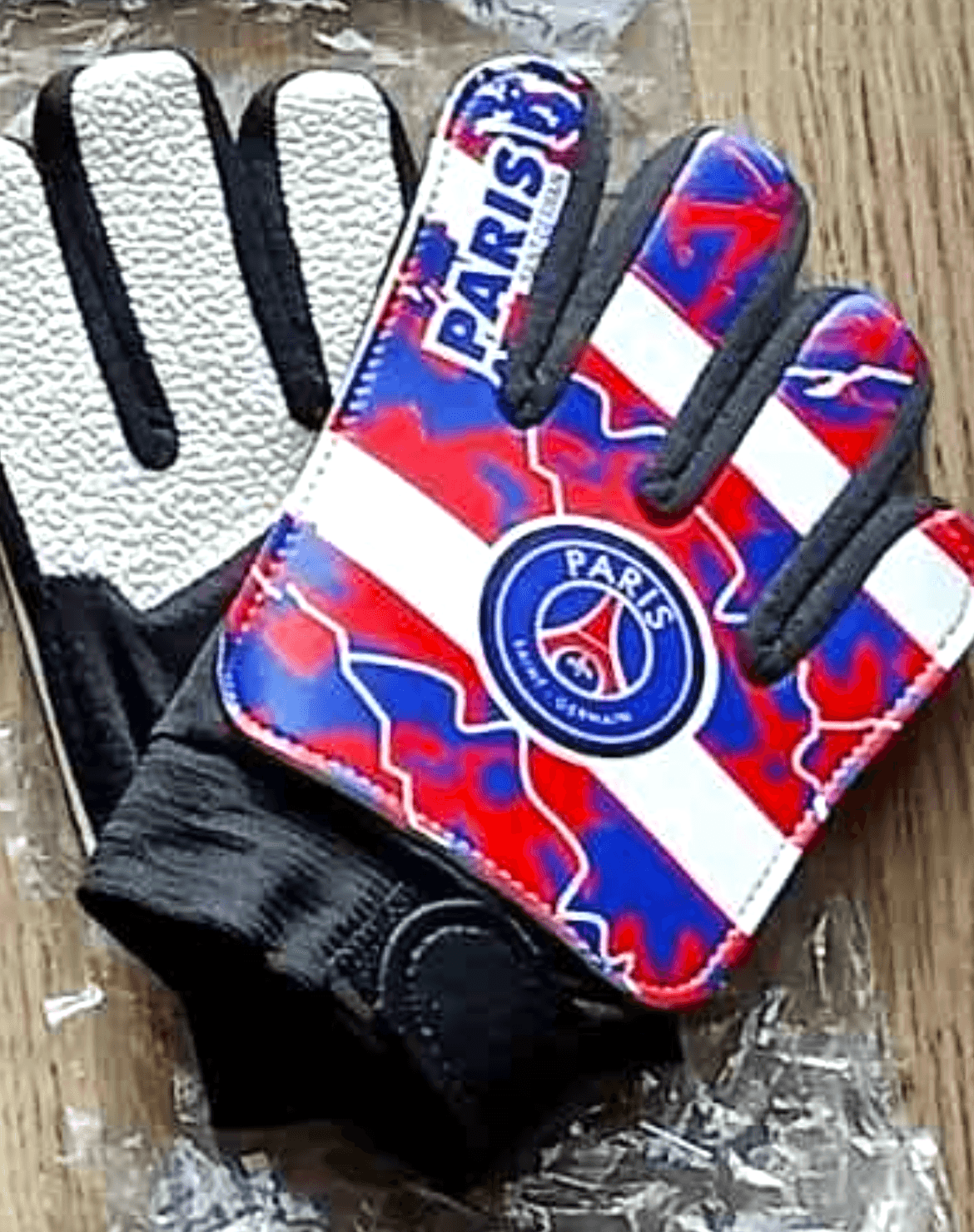 Детские вратарские перчатки PSG красно-сине-белые, размер 6–8