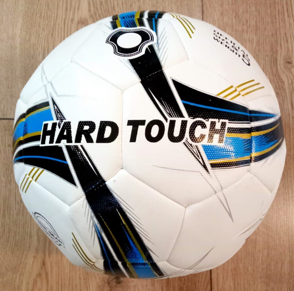 Футбольный мяч HYBRID SOCCERMAX размер №5, бело-синий, PU, 32 панели