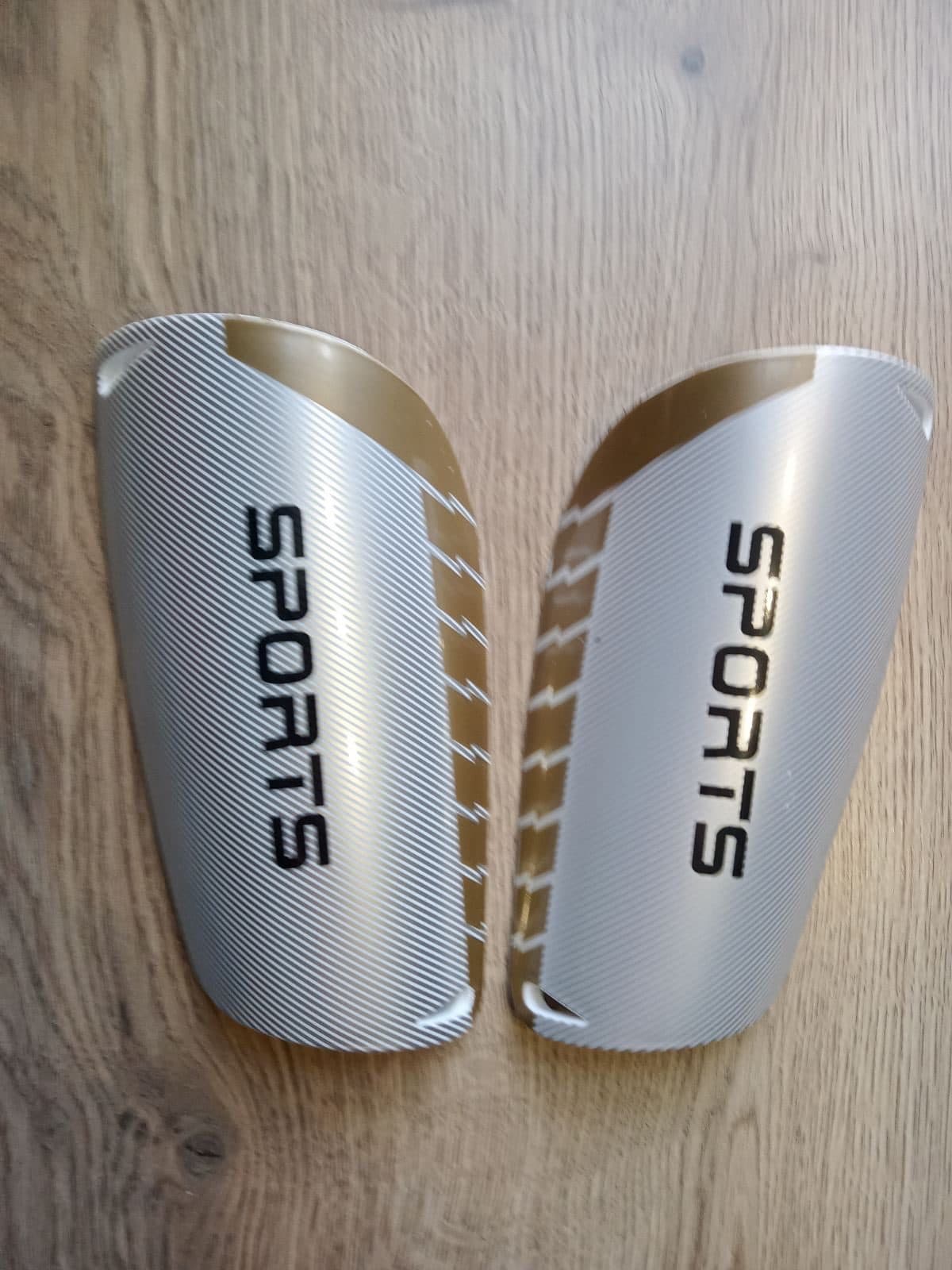 Футбольные щитки SPORTS SP-Sport, размеры S и M, цвета в ассортименте