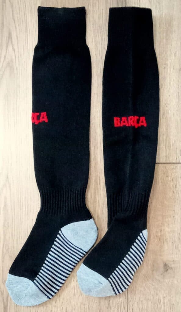 Детские футбольные гетры BARCELONA AWAY 2025, чёрные, размер 27-35