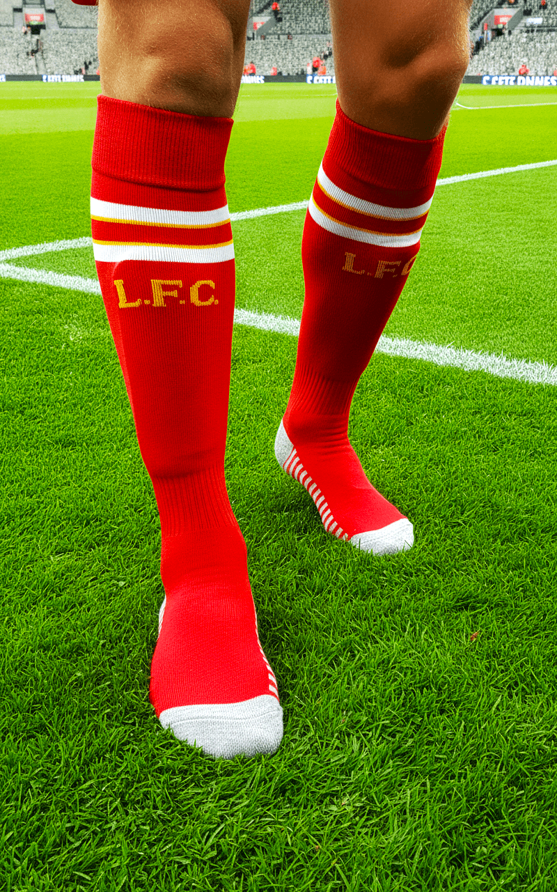Гетры детские с символикой футбольного клуба LIVERPOOL HOME 2025 , размер 27-35, цвет красный