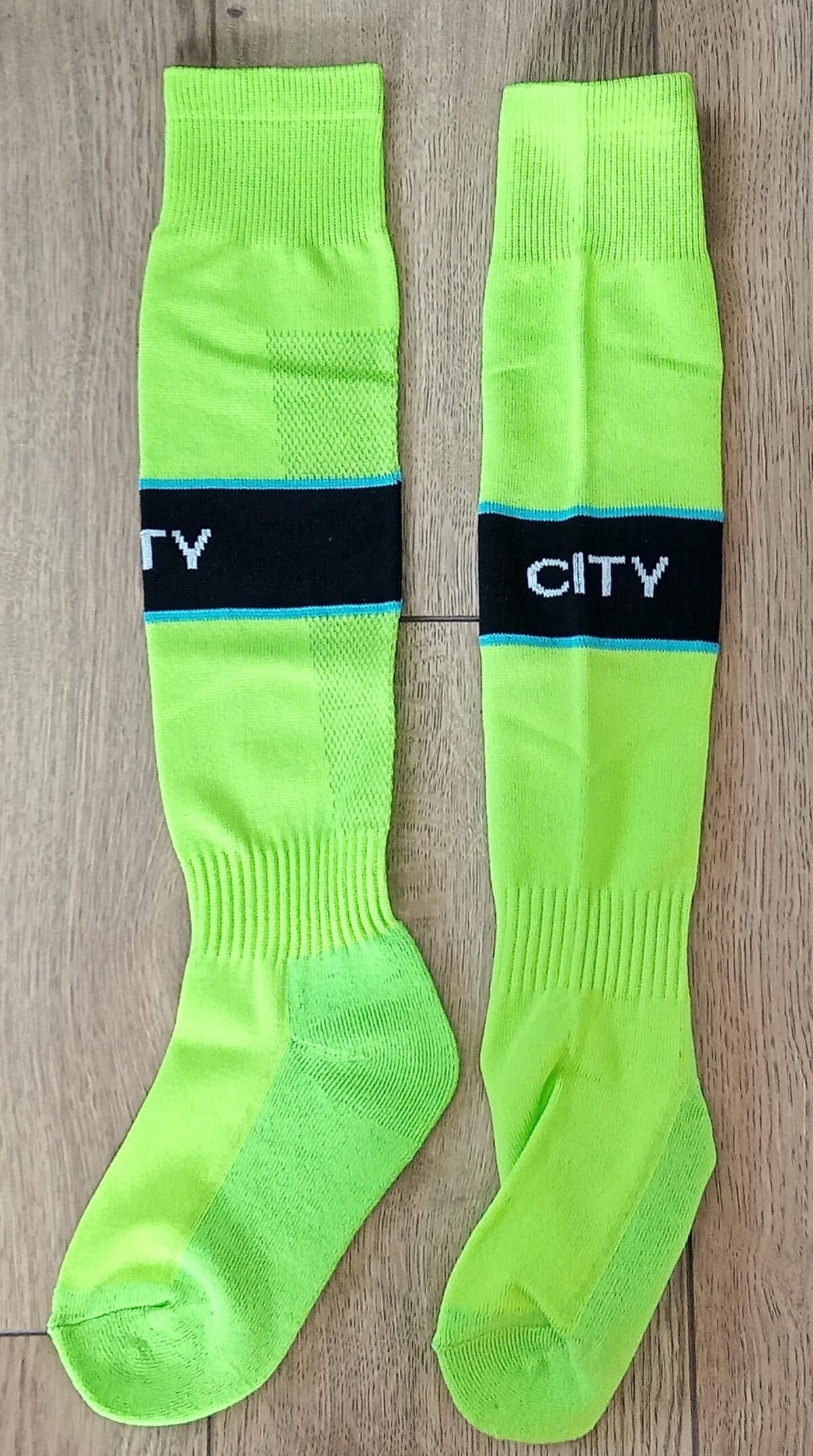 Детские футбольные гетры MANCHESTER CITY AWAY 2025, салатовые, размер 27-35