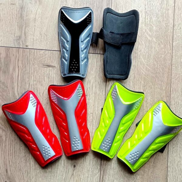 Гетри футбольні розмір 40-45 кольори в асортименті