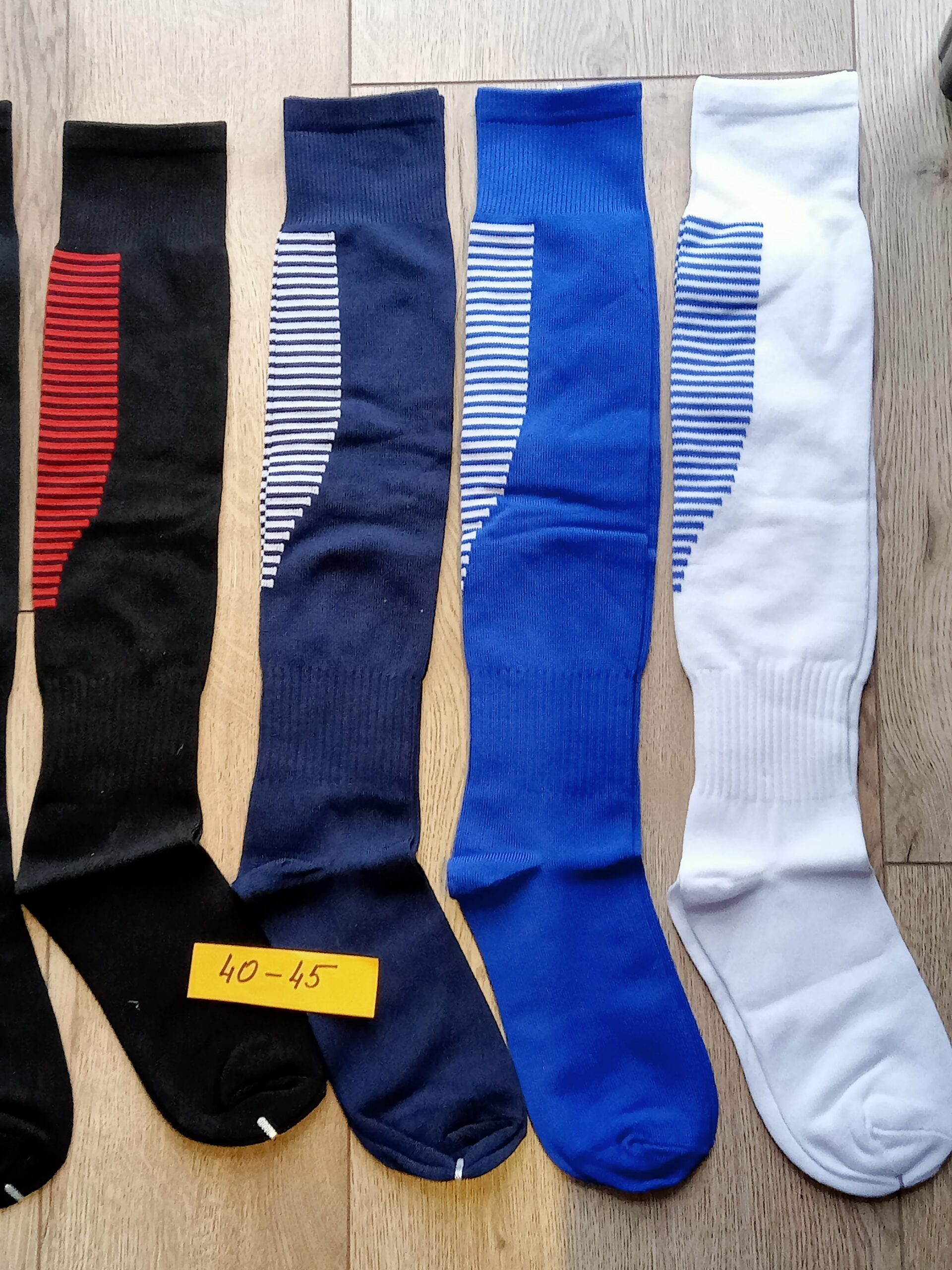 Гетры футбольные размер 40-45 цвета в ассортименте - Черный-красный