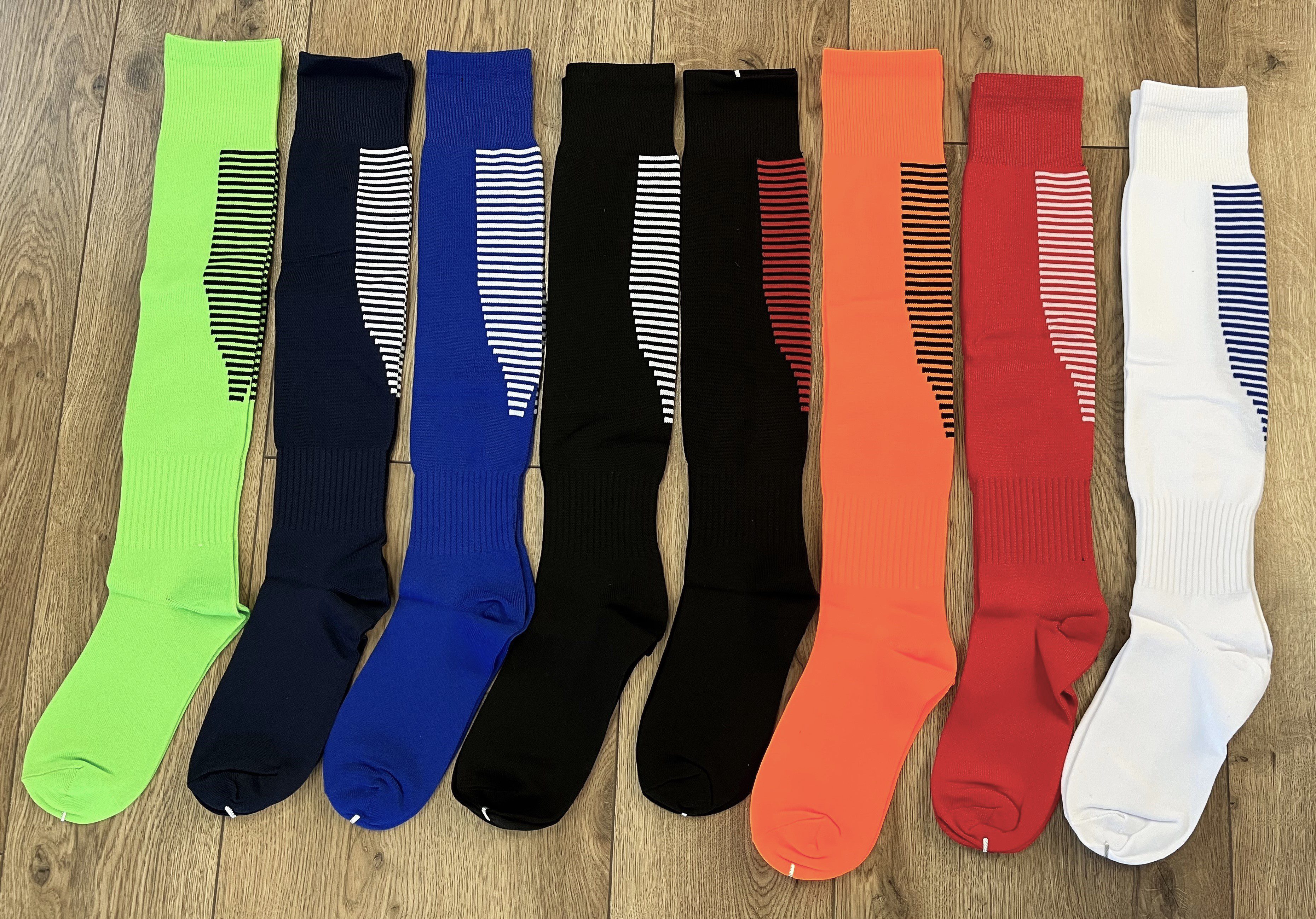 Гетры футбольные размер 40-45 цвета в ассортименте