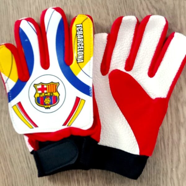 Рукавички воротарські дитячі BAYERN MUNCHEN розмір 6-8 кольорів в асортименті