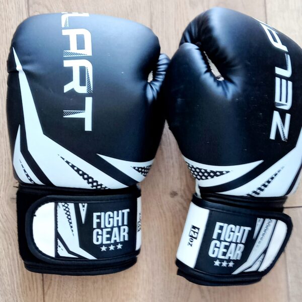 Перчатки вратарские детские BAYERN MUNCHEN размер 6-8 цвета в ассортименте