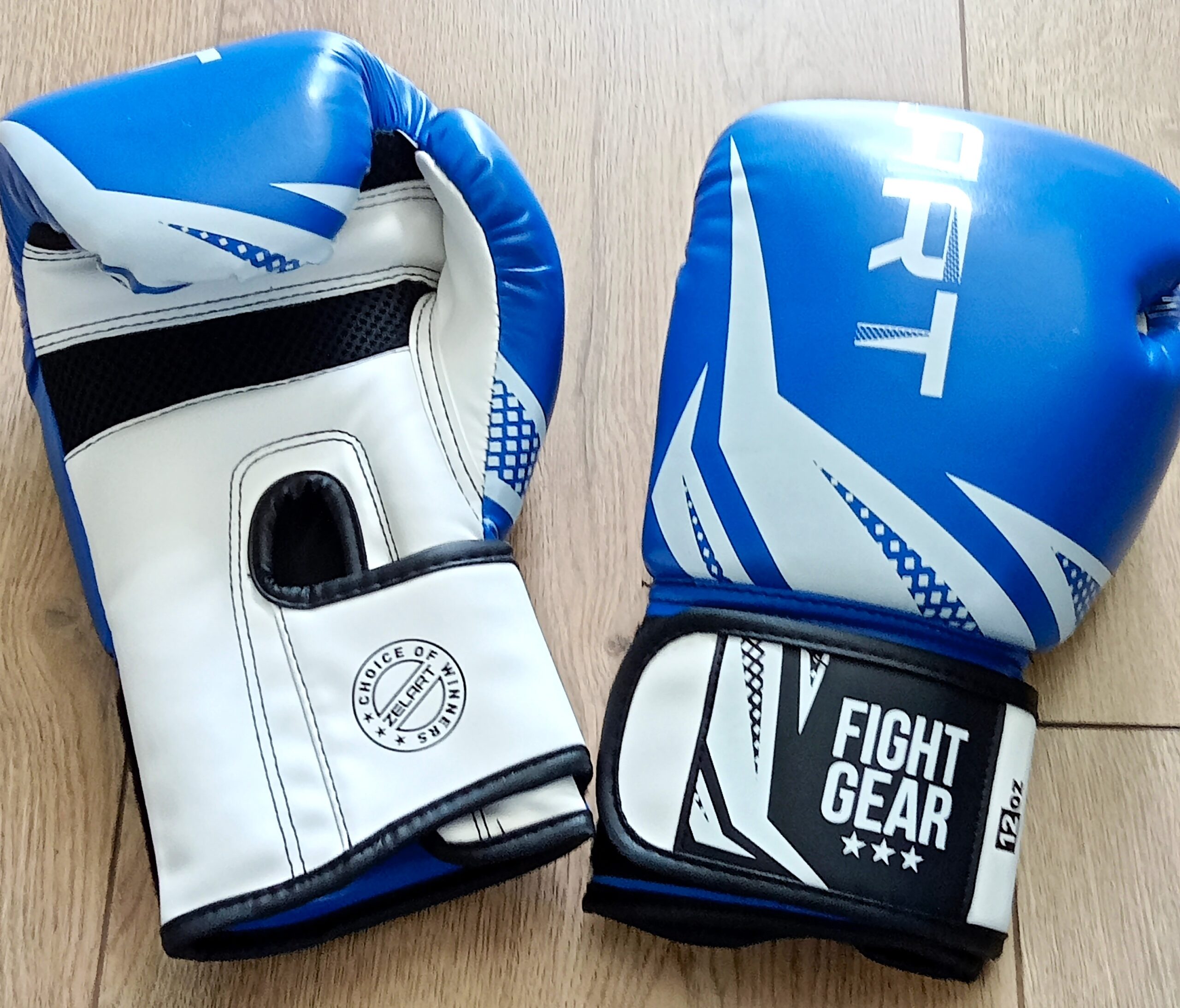 Рукавички воротарські дитячі BAYERN MUNCHEN розмір 6-8 кольорів в асортименті