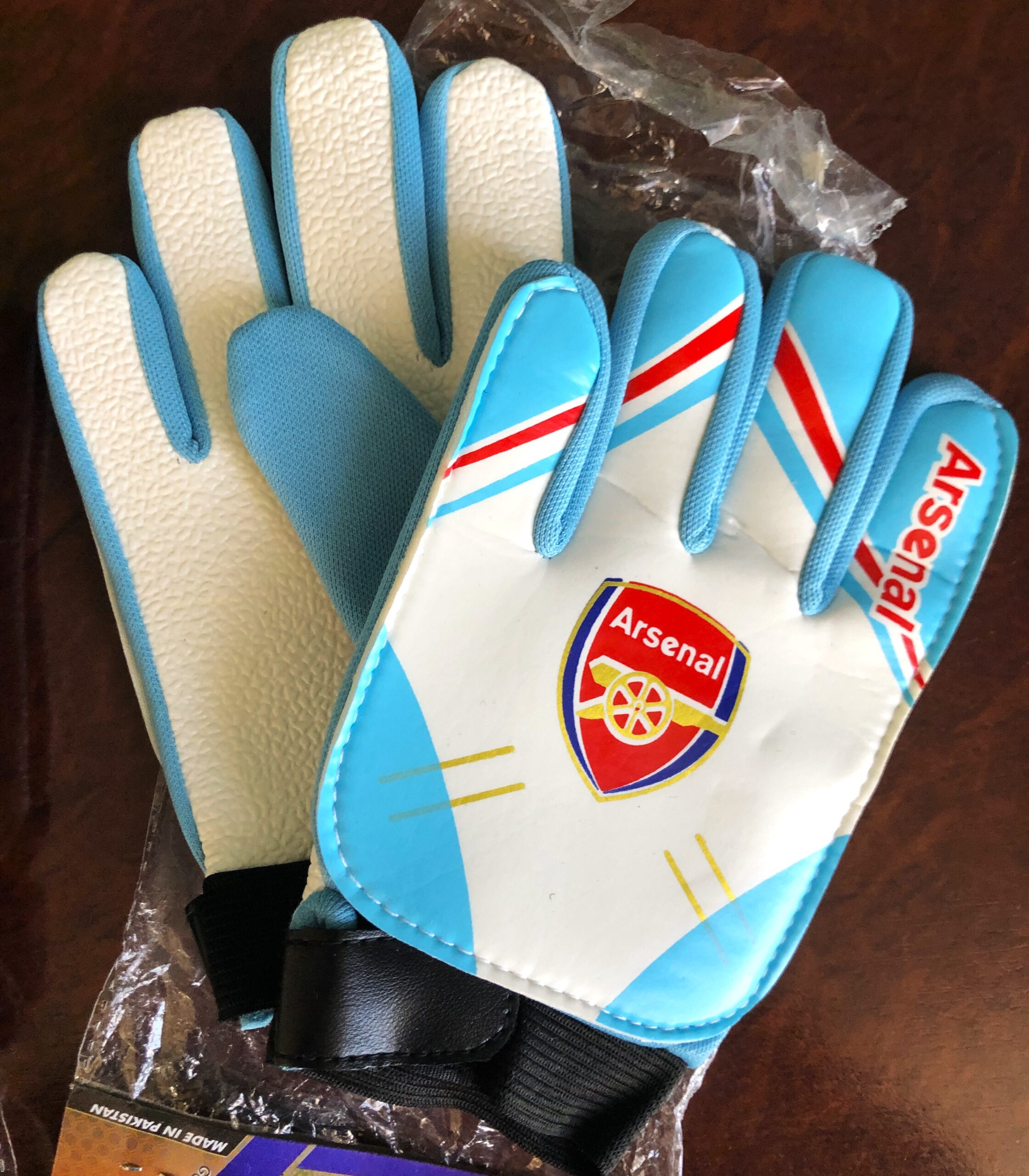 Рукавички воротарські дитячі BAYERN MUNCHEN розмір 6-8 кольорів в асортименті