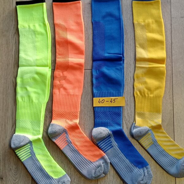 Гетры футбольные взрослые ТОНКИЕ ,размер 38-43,цвета в ассортименте