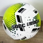 Щитки футбольні MITRE, розміри SL, кольори в асортименті