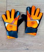 Рукавички воротарські SOCCERMAX дитячі, розміри 5-7, колір оранжево-чорні