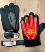 Перчатки вратарские детские с символикой футбольных клубов, размер М , цвета в ассортименте