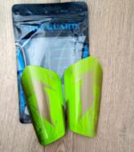 Щитки футбольные, размер S, цвета в ассортименте