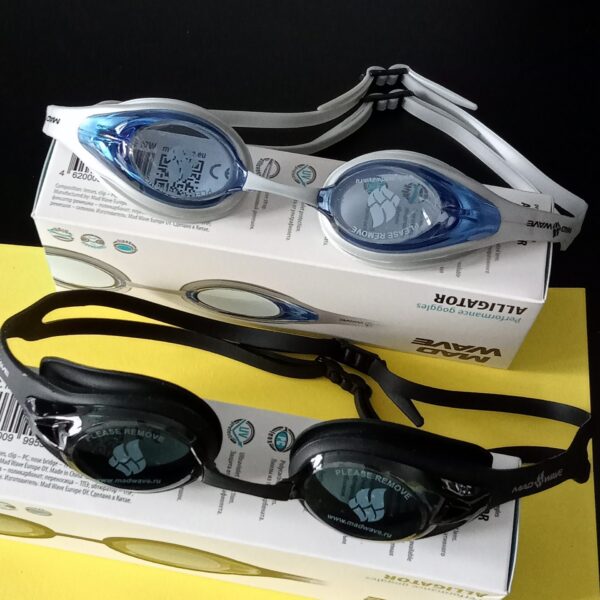 Очки для плавания взрослые MadWave ALLIGATOR, цвета в ассортименте