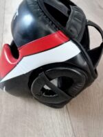 Шолом боксерський з повним захистом чорно-червоний, розмір SL