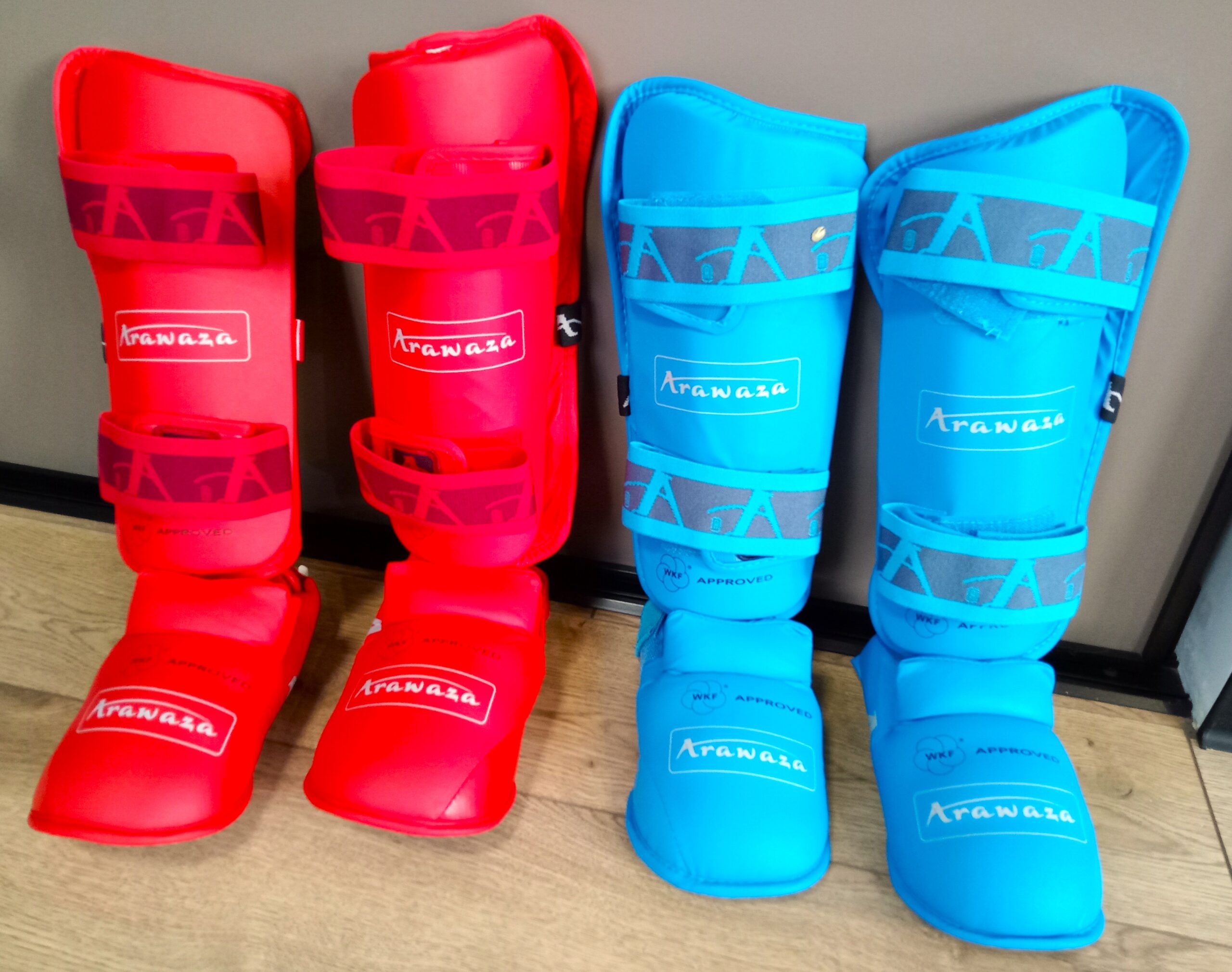 IMG20250107150043 Защита голени и стопы для каратэ Arawaza, размеры S-L, цвет - красный