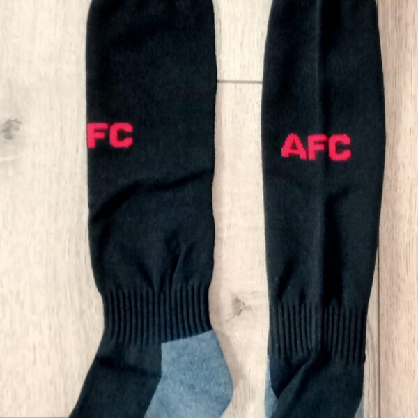 Гетры детские с символикой футбольного клуба AC MILAN HOME 2025, размер 27-35, цвет черный