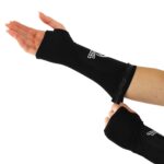 Нарукавники компрессионные волейбольные рукава с накладками для защиты рук (к-т из 2шт), цвет - черный