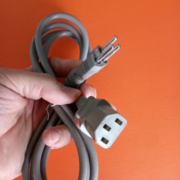 Провод с разъёмами для подключения офисной техники (разъёмы "мама - тройная вилка" на концах)