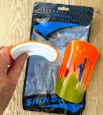 Щитки футбольные "MESSI", размеры M-L, цвета в ассортименте