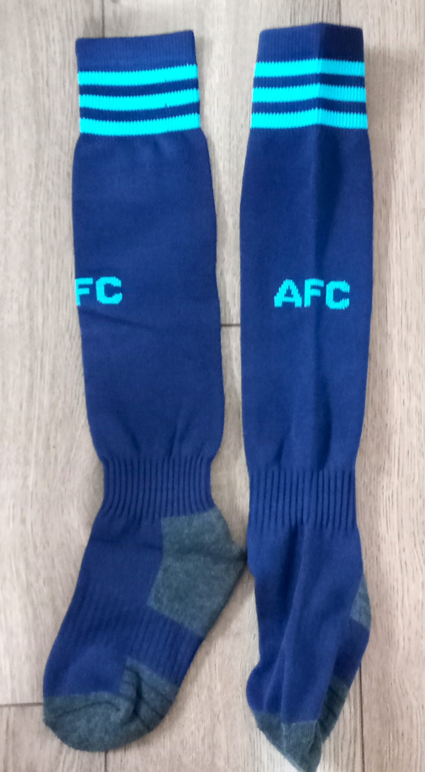 Гетры детские с символикой футбольного клуба  AC MILAN HOME 2025, размер 27-35, цвет черный